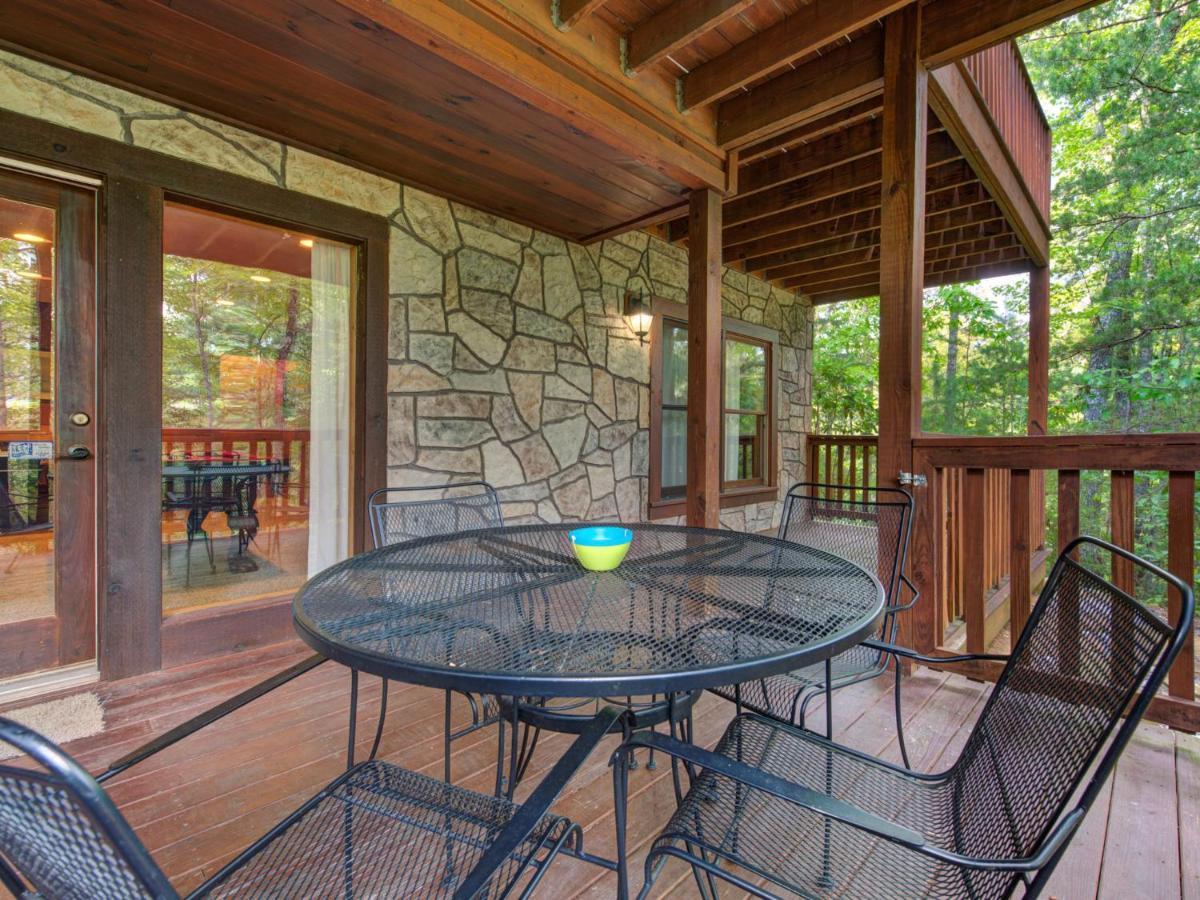 Above The Clouds, 4 Bedrooms, Pool Access, Private, Gaming, Sleeps 16 Gatlinburg Exterior foto